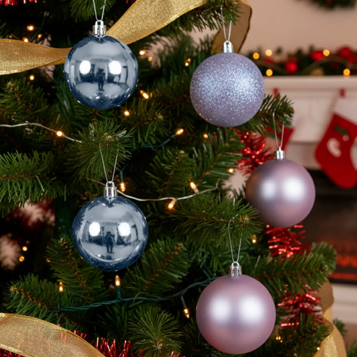 Set de Esferas Navideñas, Color Plata, 4 pzas