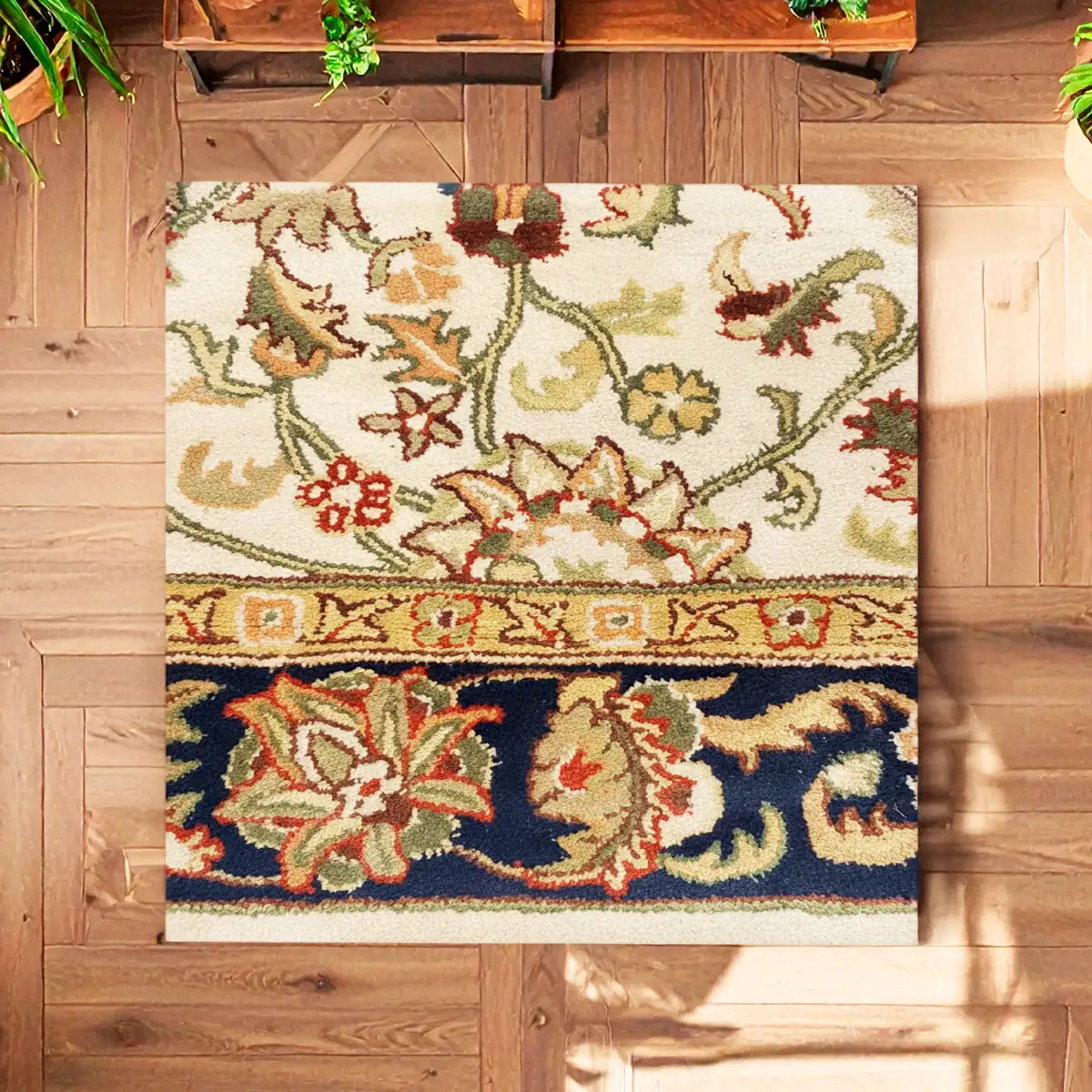 Liriel, Tapete Cuadrado