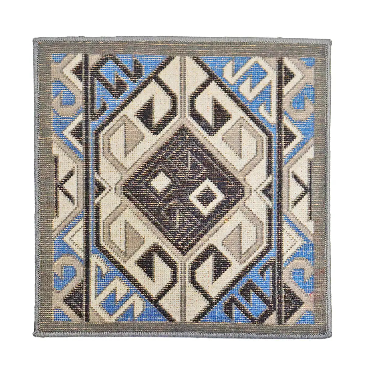 Mavina, Tapete Cuadrado