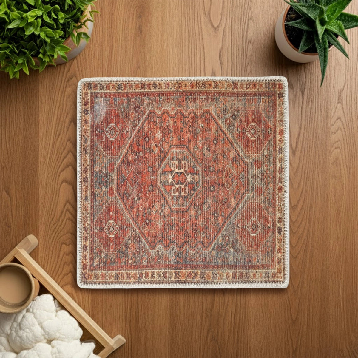 Elunia, Tapete Cuadrado