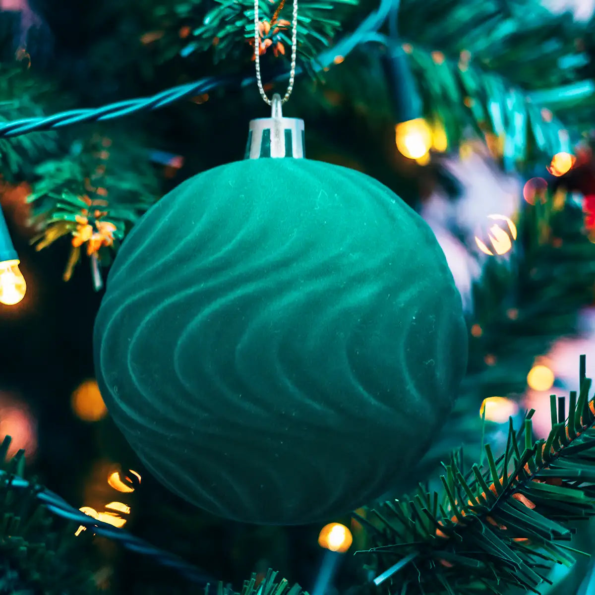 Esferas Navideñas, Gamuza, Color Verde, 2 pzas