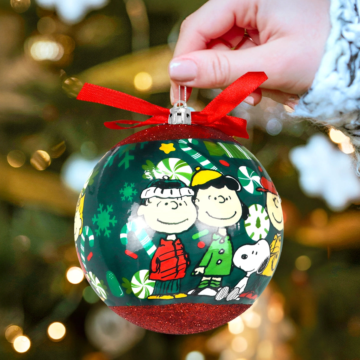Esfera Navideña con Moño, Snoopy, Color Verde