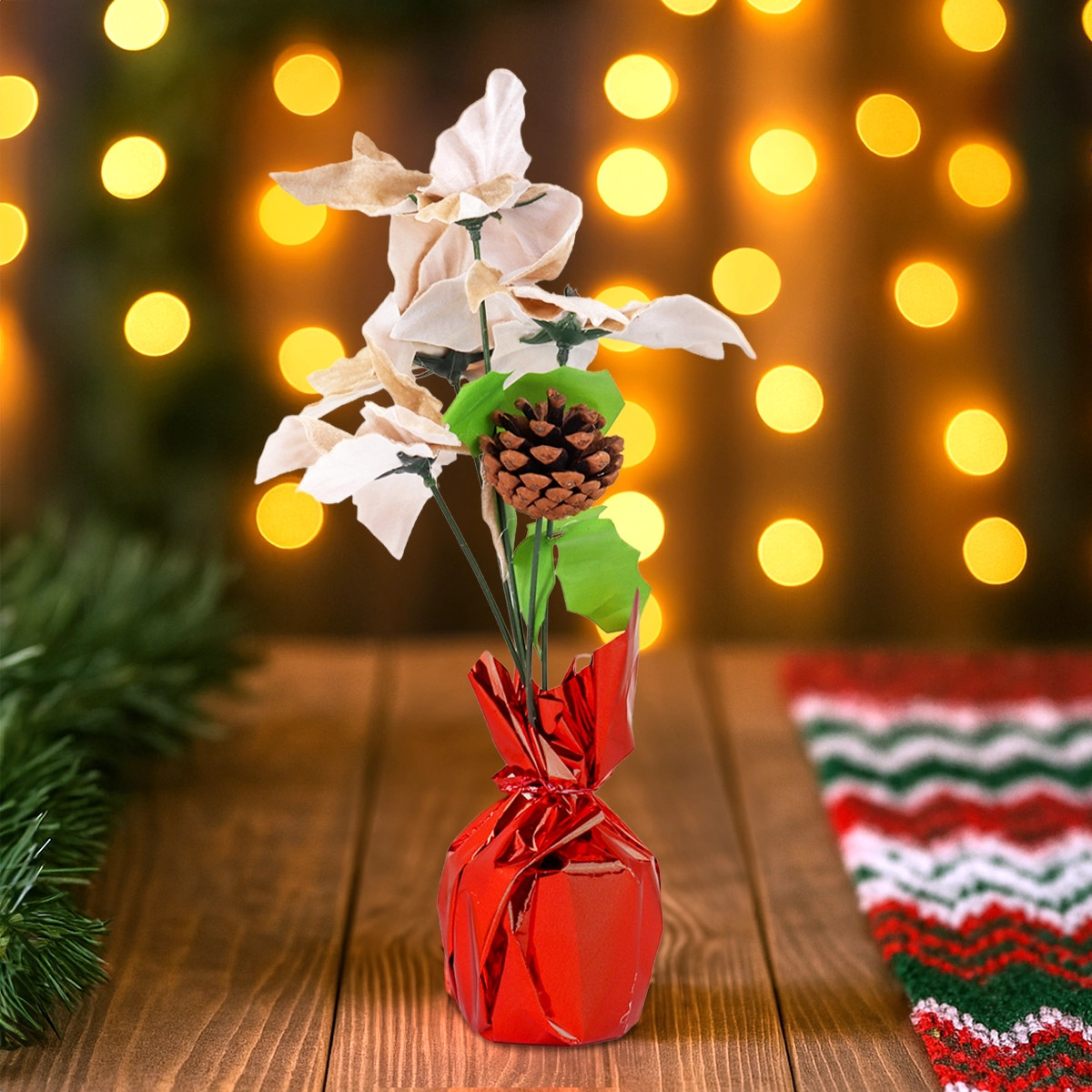 Nochebuena Artificial Blanca en Maceta, Color Rojo