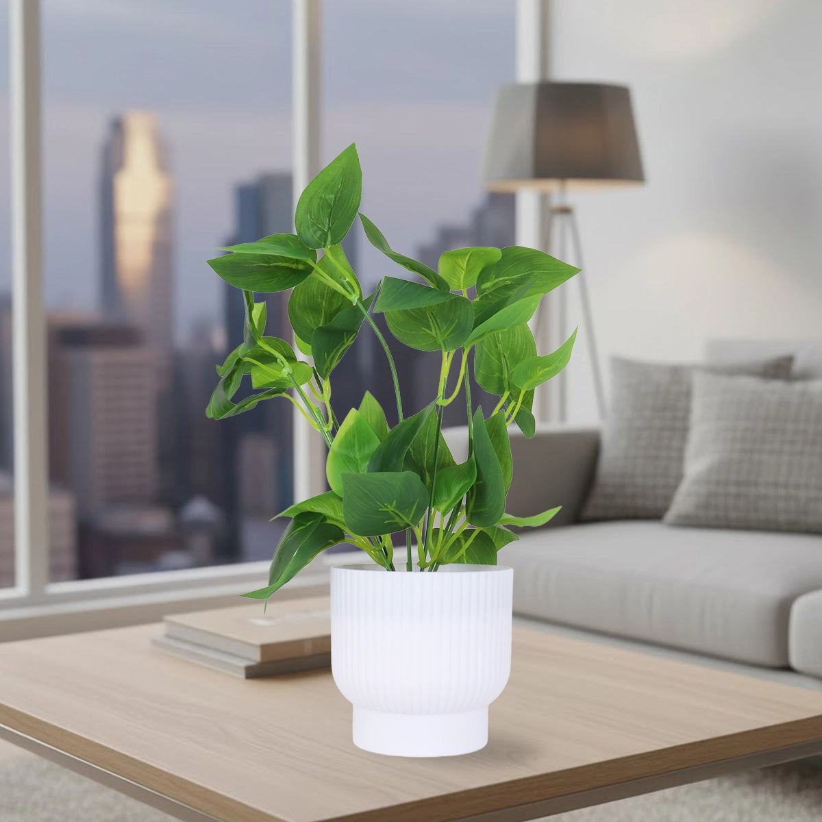 Planta Artificial con Hojas, Maceta Blanca