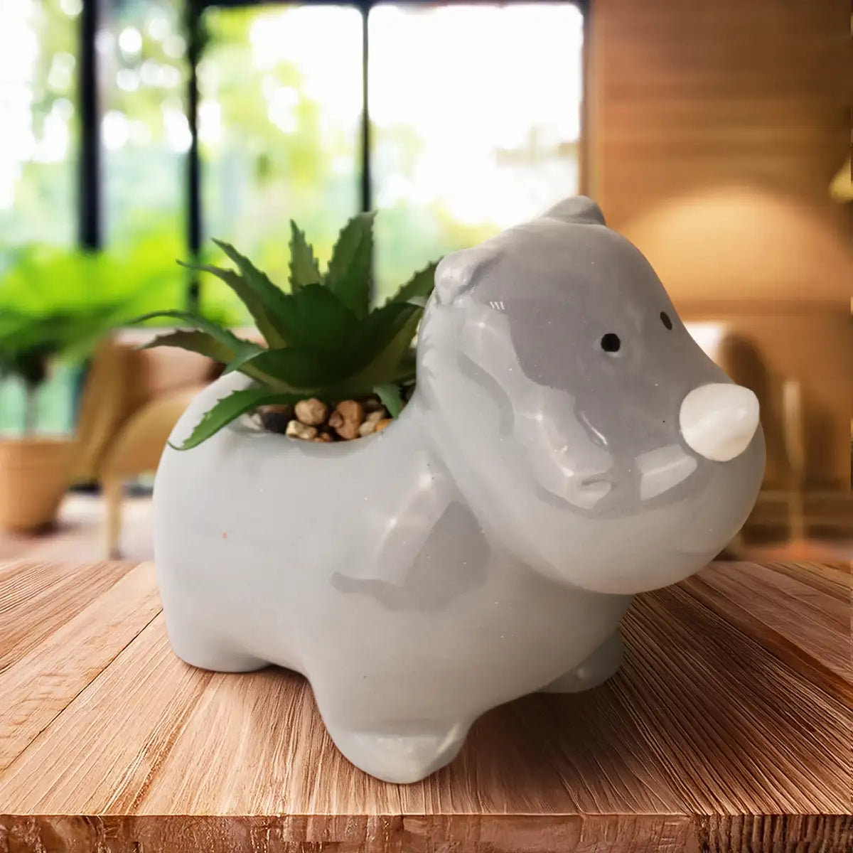 Maceta con Planta Artificial, Diseño Rinoceronte