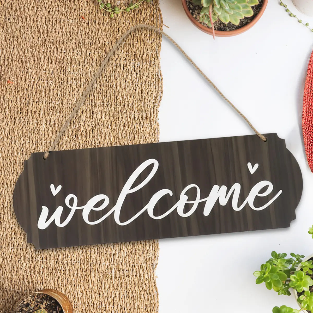 Letrero Colgante, Welcome