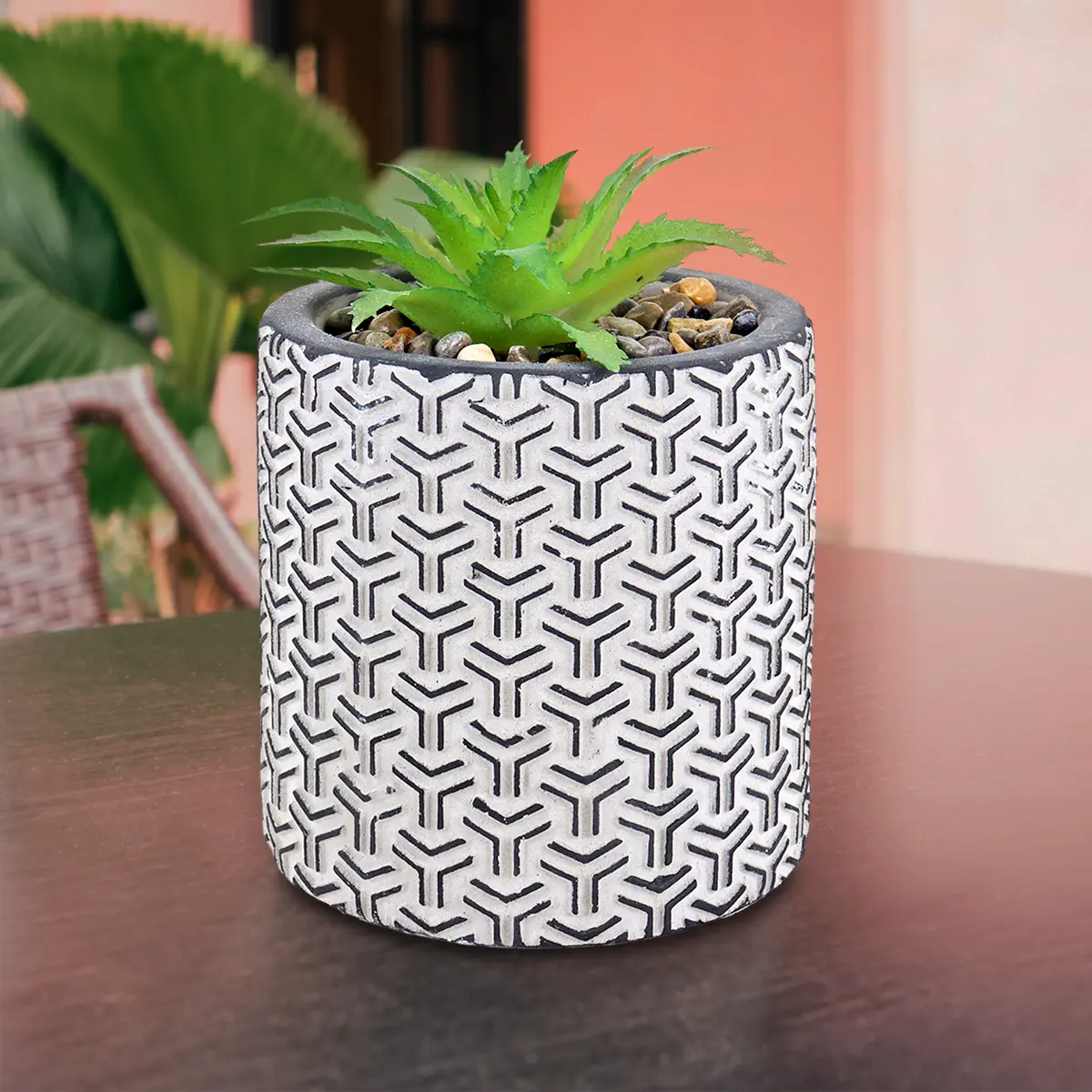 Maceta Cilindro, Diseño Textura, Color Negro