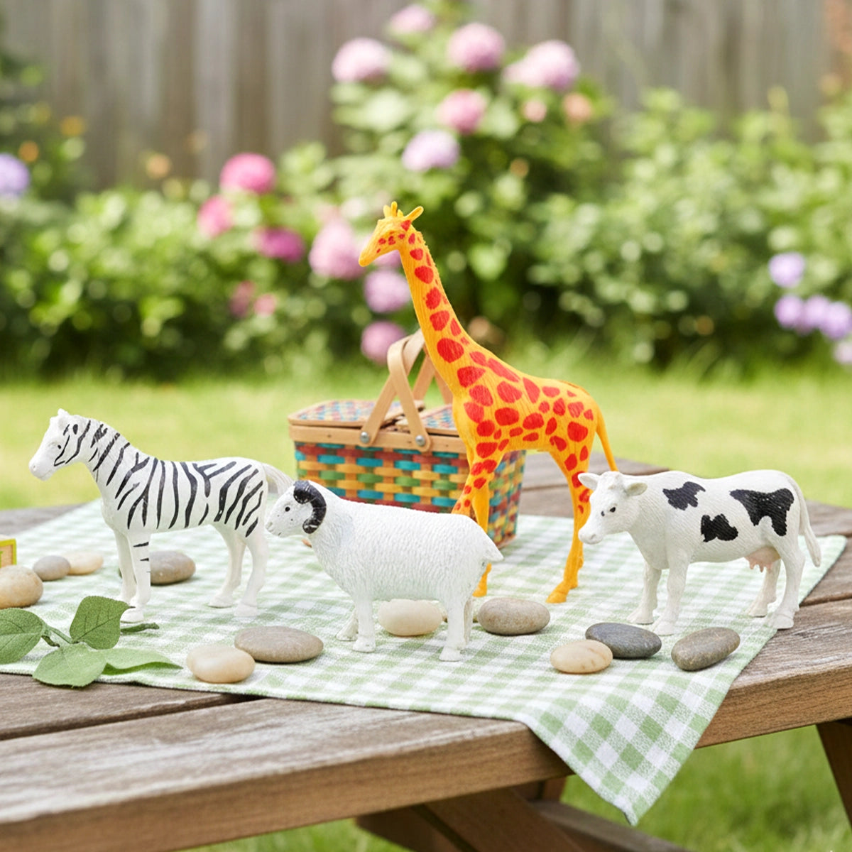 Set Animales de Plástico con Accesorios