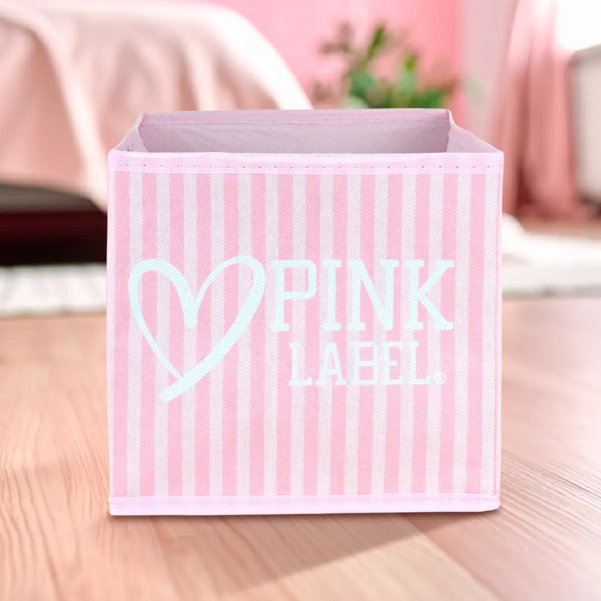 Caja, Pink Label