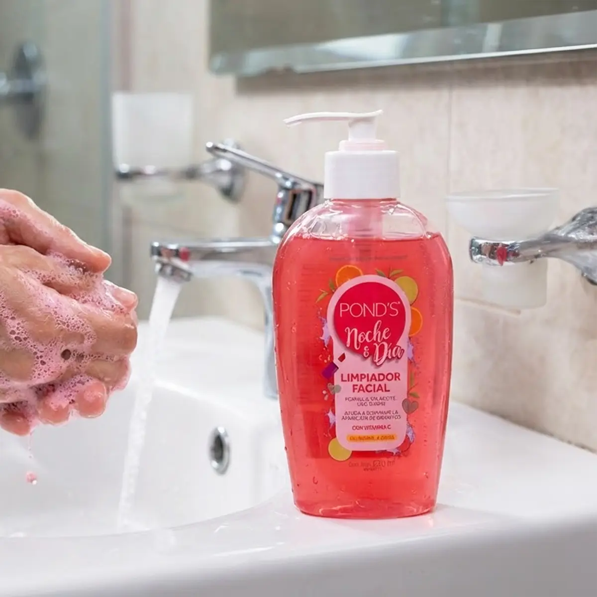 Limpiador Facial, POND’S Noche & Día, 220 ml