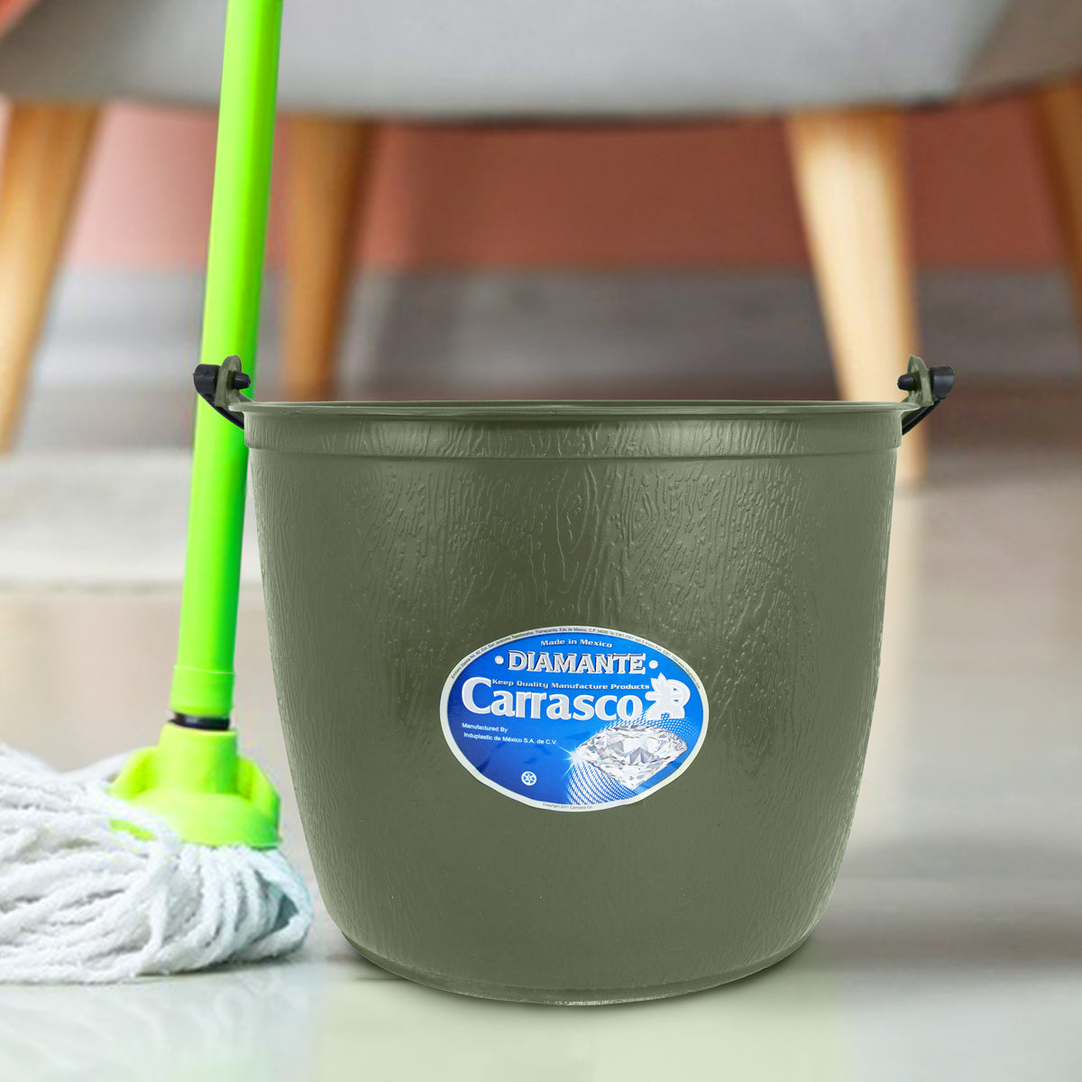 Cubeta de Plástico Barrilito, Color Olivo, 12 L