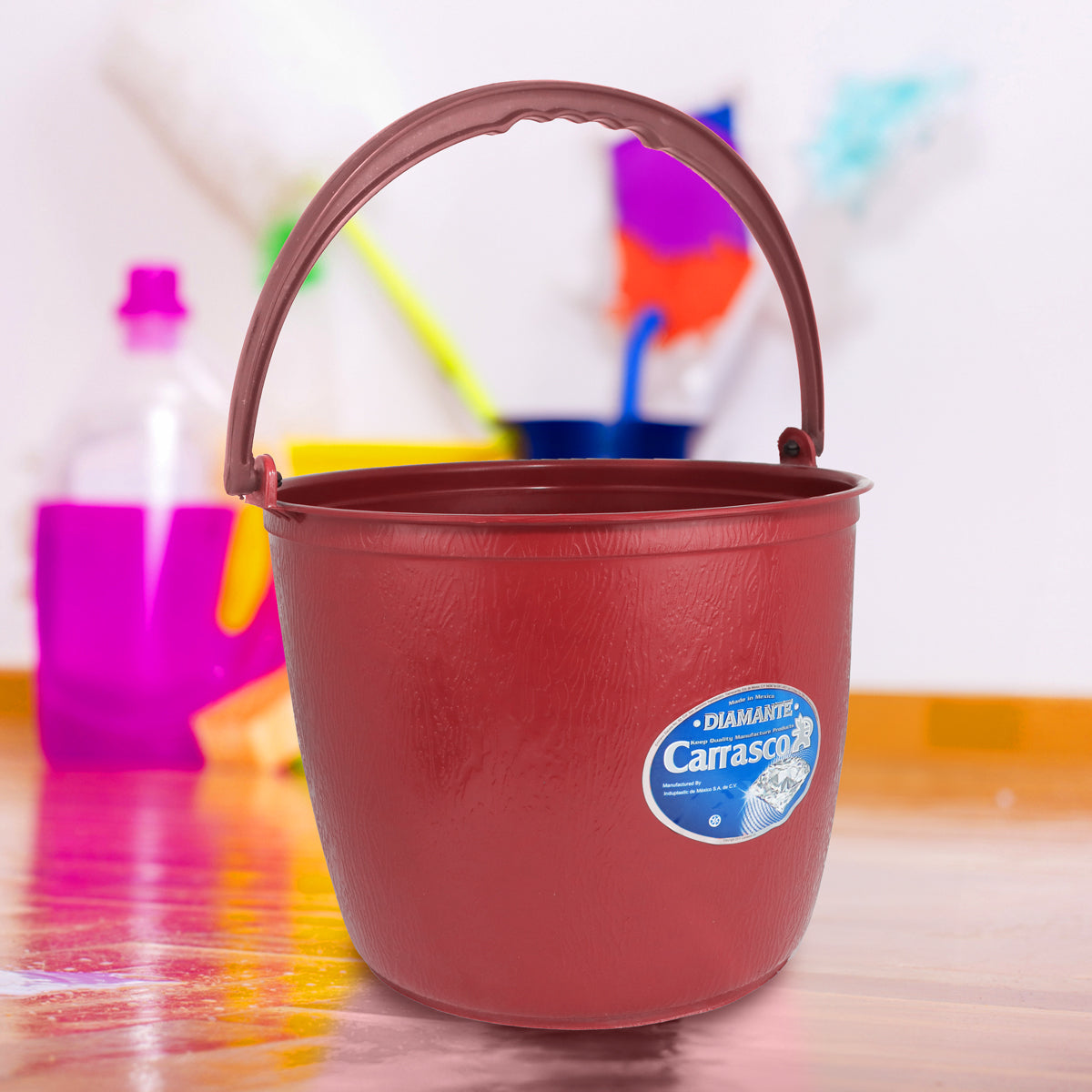 Cubeta de Plástico Barrilito, Color Vino, 12 L