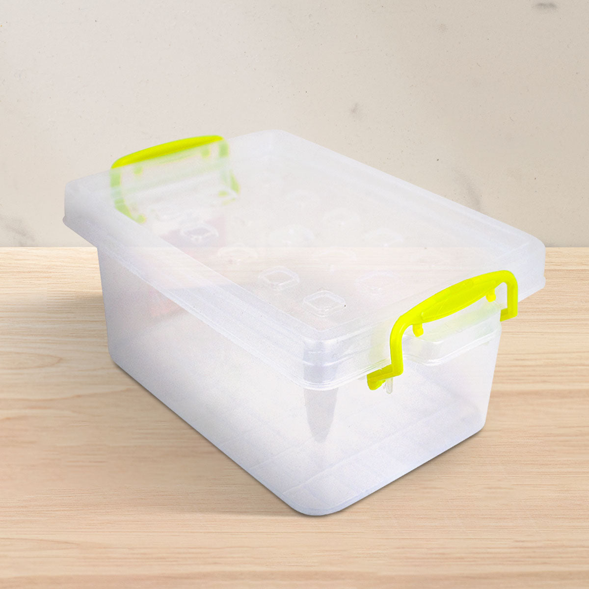 Caja de Plástico Rectangular 1.8L.