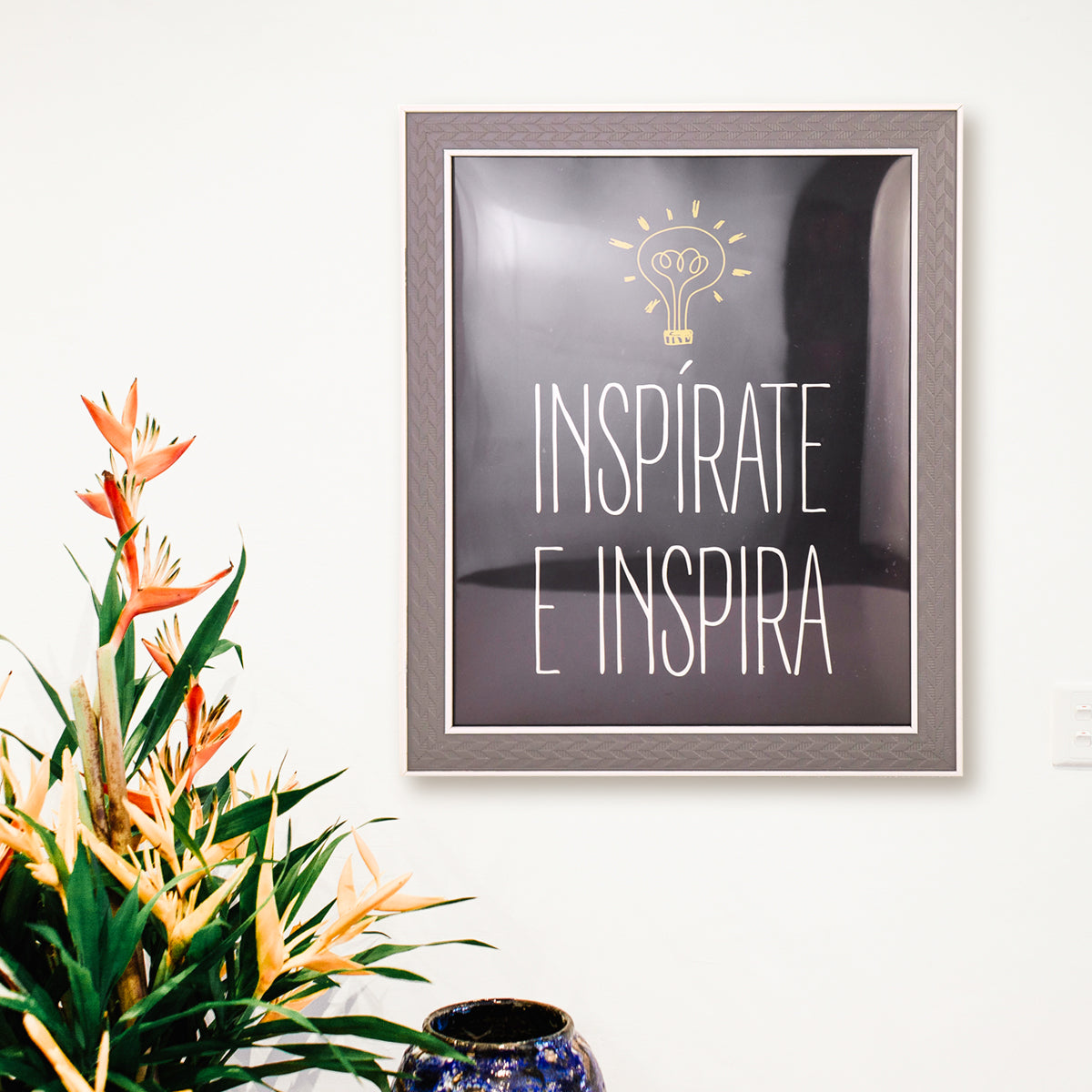 Portarretratos con Marco color Gris con Blanco, 20x25cm