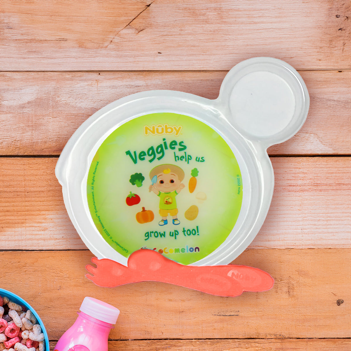 Set de Plato Transparente y Cubiertos Naranjas para Bebé, Temática Vegetales, Cocomelon, Nuby