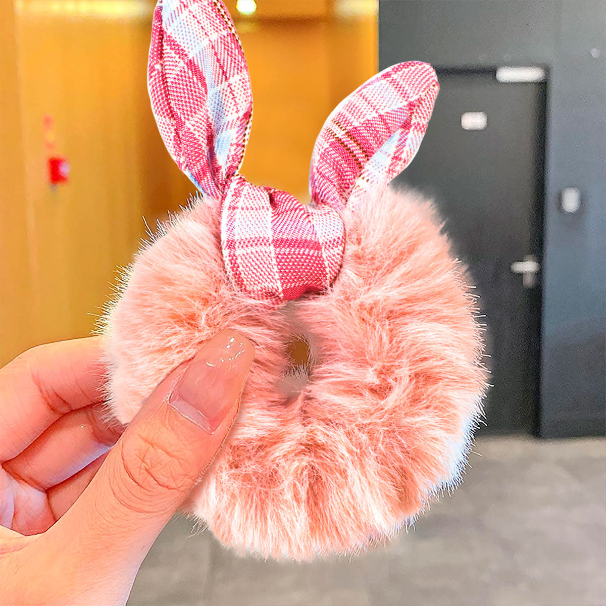 Dona para el cabello decorada con peluche