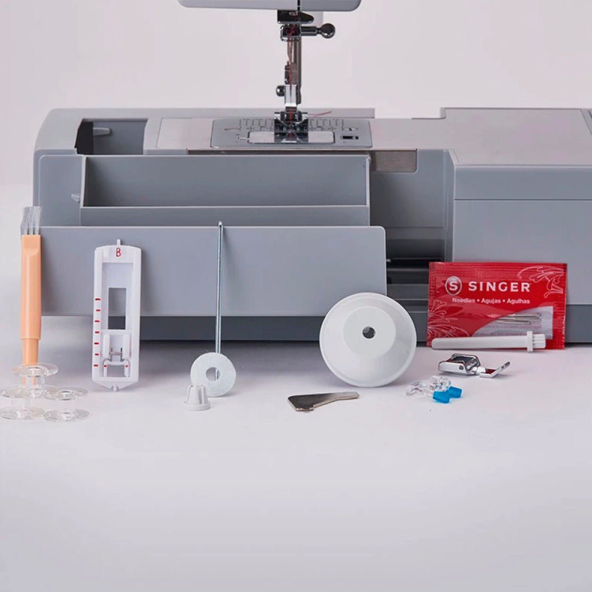 MAQUINA SINGER FACILITA PRO 4411 10 PUNTADAS **
