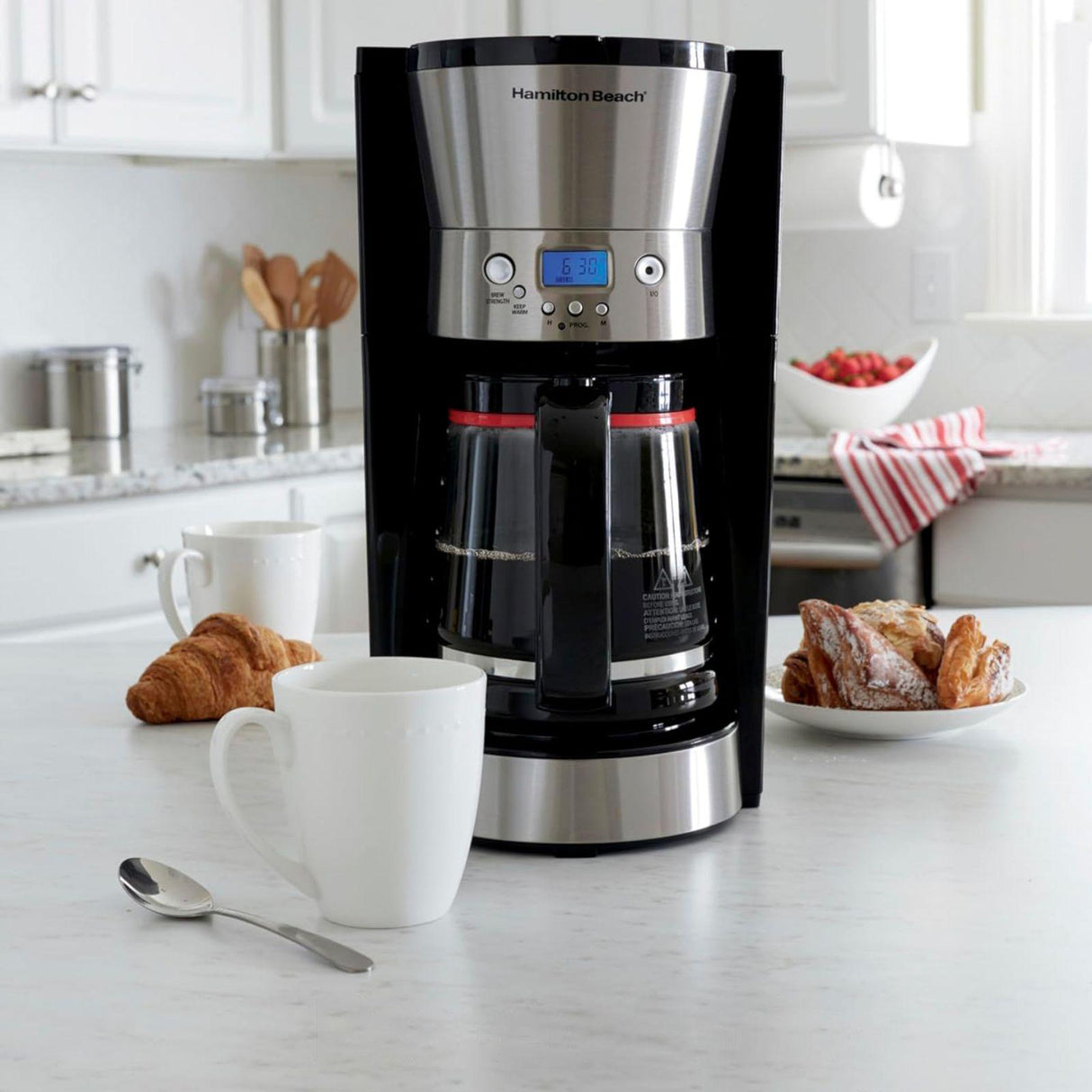 Cafetera Programable Hamilton Beach 12 Tazas Negra 46895