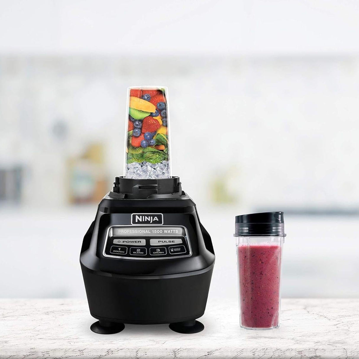 Licuadora Ninja Mega Kitchen System Vaso de Plástico 2.1 Litros BL770