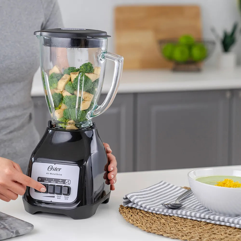 LICUADORA OSTER MOD. BLSTKAG-BPB-013 BOTONES V/VIDRIO**