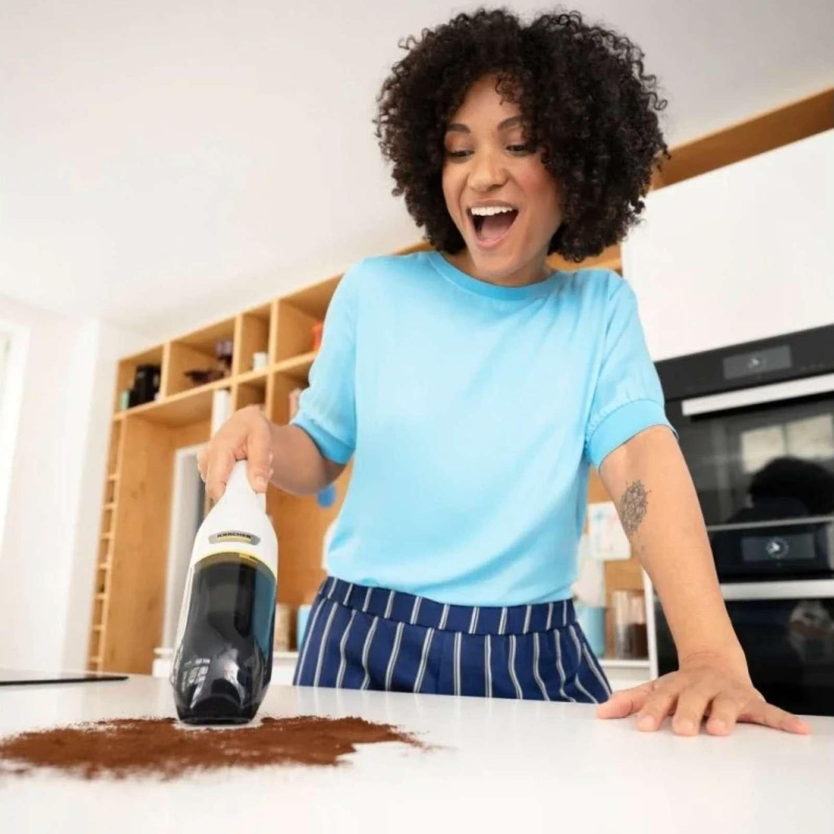 Aspiradora de Mano Karcher Blanca CVH-2-MX