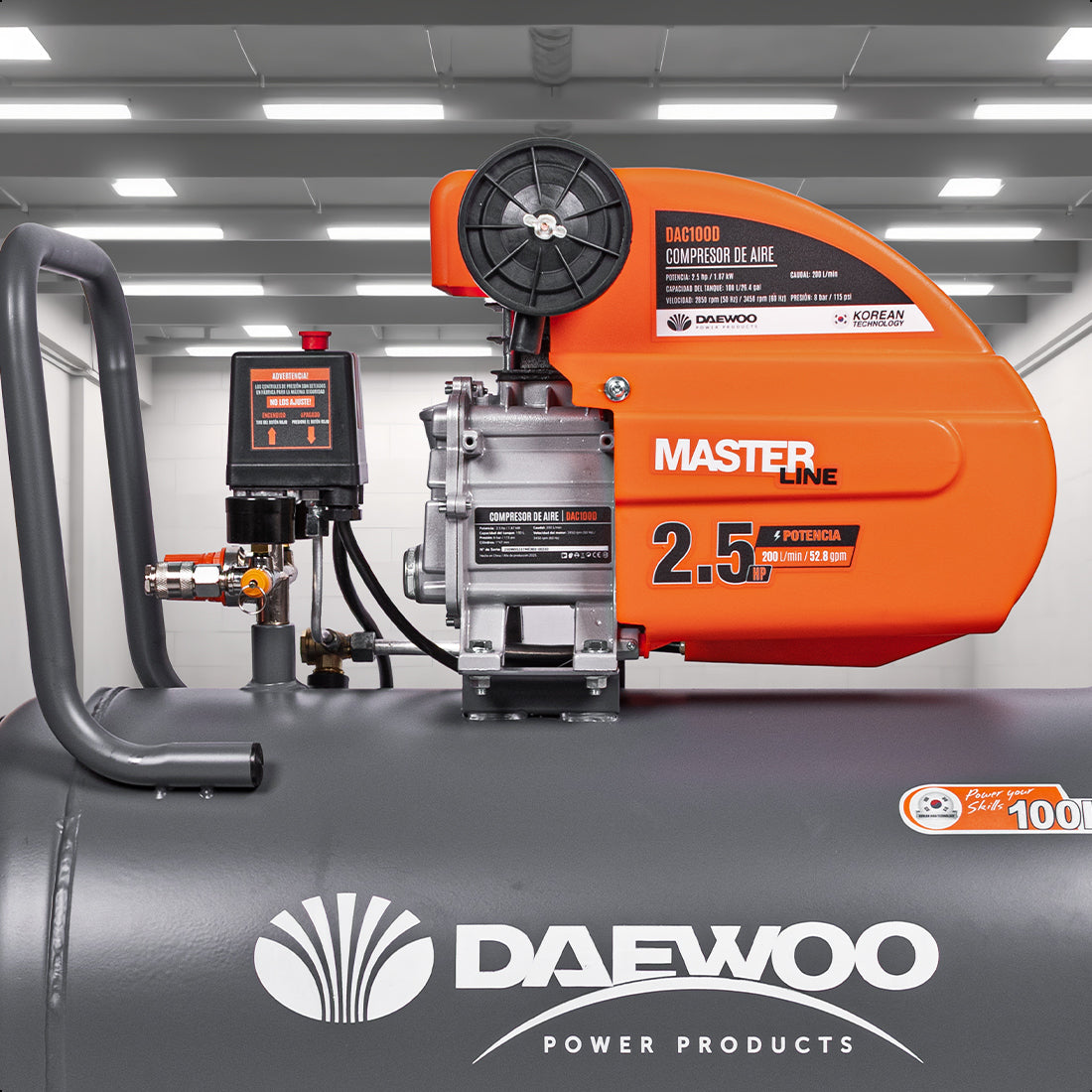 Compresor de aire, lubricado, horizontal 100L 2HP 110V 200L/min DAEWOO