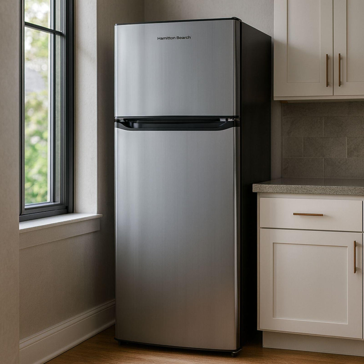 Refrigerador Hamilton Beach 8 Pies Cúbicos Top Mount Gris HBR80TS1E