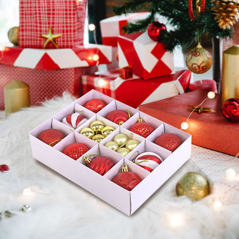 Paquete Navidad con 3 Cajas de Esferas, 2 Series de Luces y 1 Árbol Navideño color Blanco
