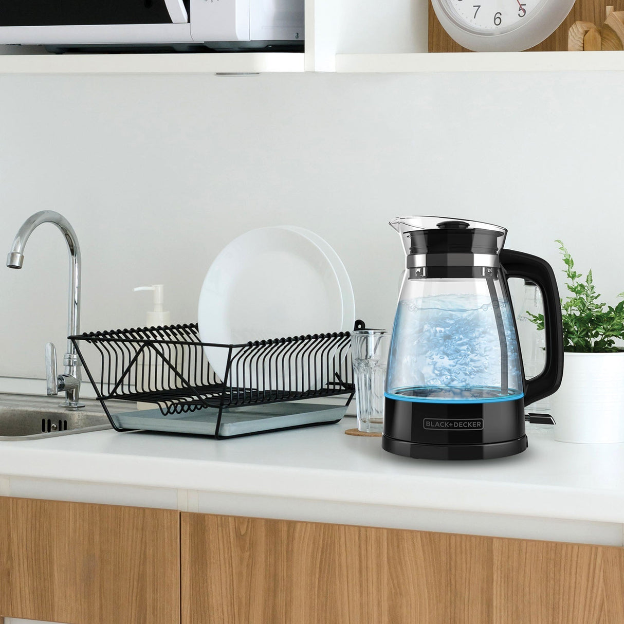 Jarra Eléctrica Black+Decker 1.7 Litros Negra KE7000B-LA