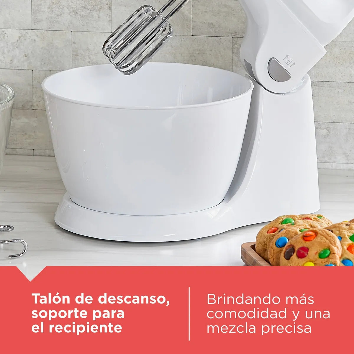 BATIDORA DE PEDESTAL B&D MOD. MX9125 5 V BCO 4.2 L