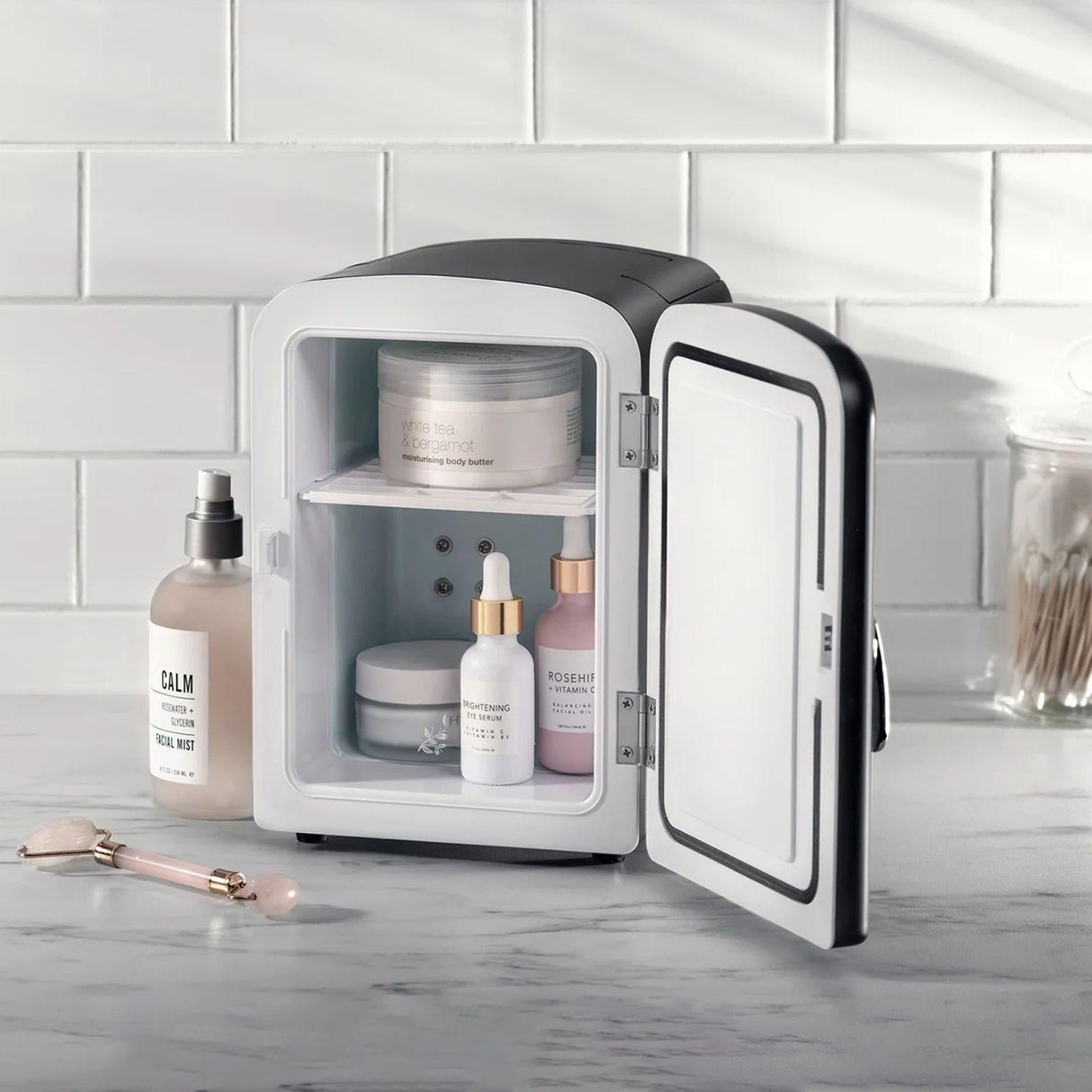 Mini Refrigerador Iceman 4 Litros Puerta Pizarrón Negro RJ48-BLACK-DE-4