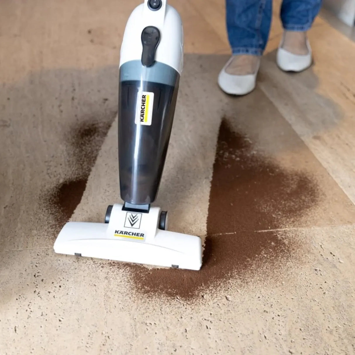 Aspiradora Vertical Karcher 2 en 1 VCL 1