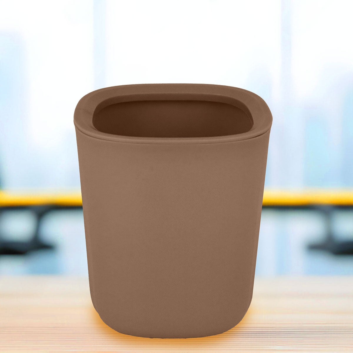 Basurero de Escritorio de Plástico, Color Café
