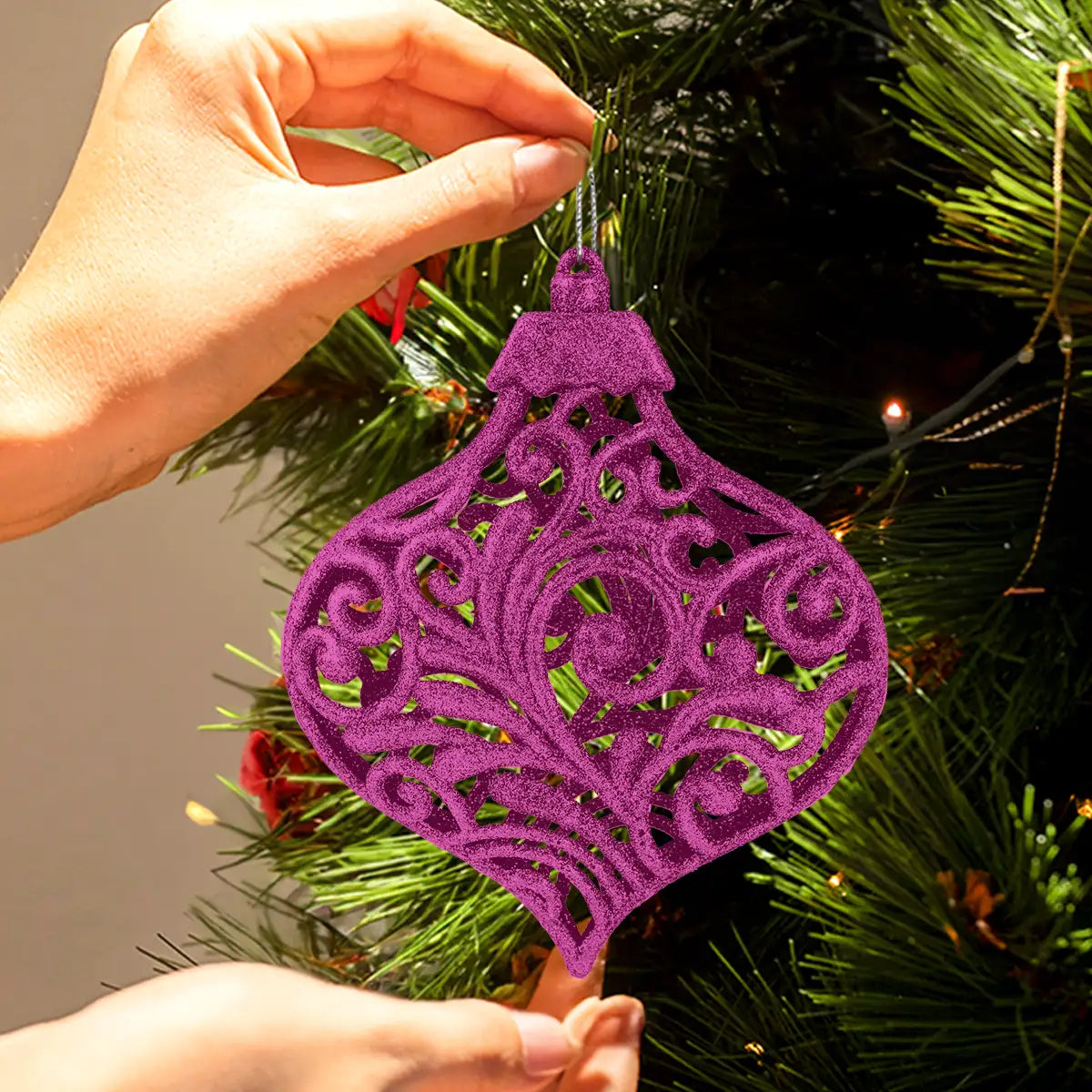 Ornamento Navideño con Glitter, Color Fucsia, 17 cm