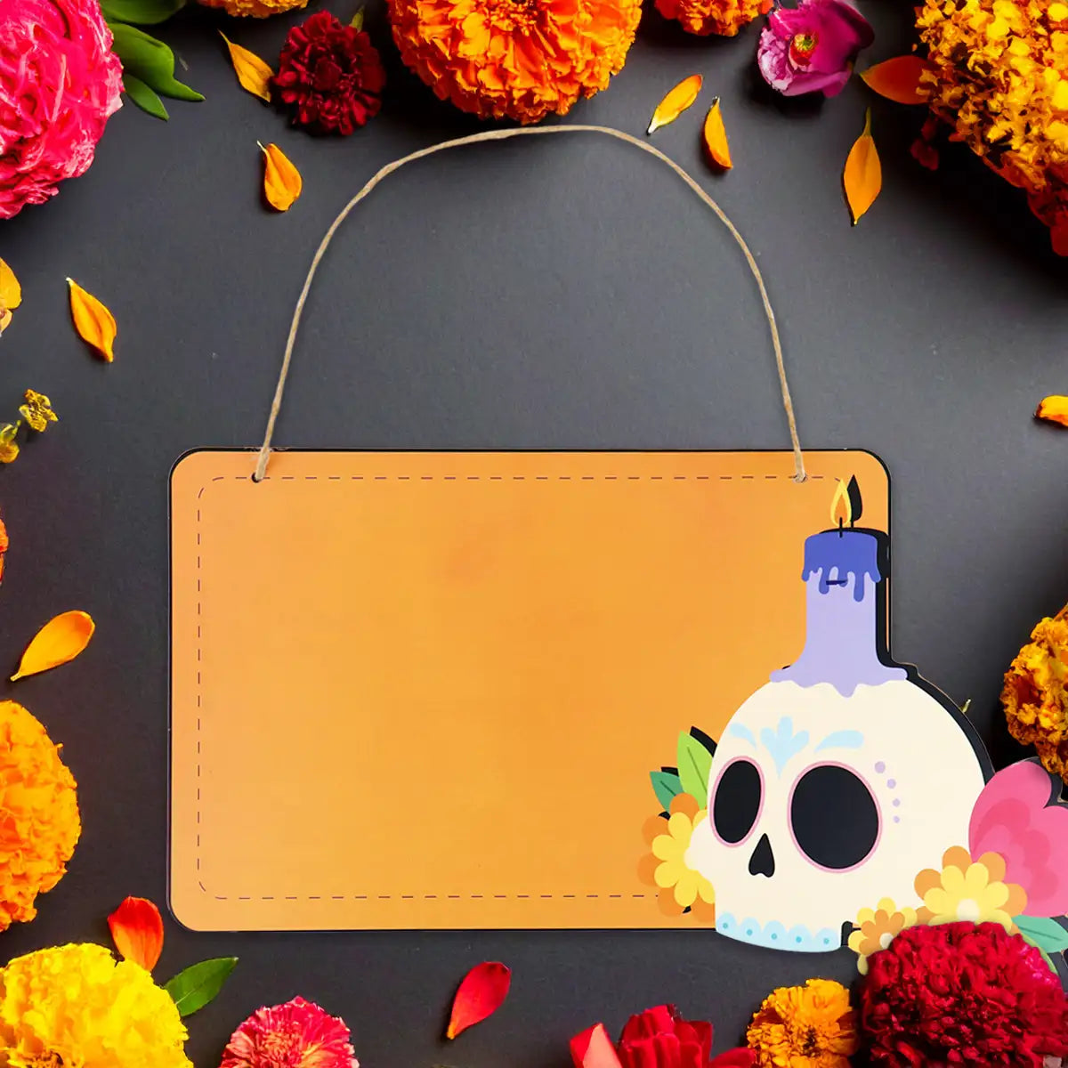 Calavera de Azúcar, Letrero de MDF