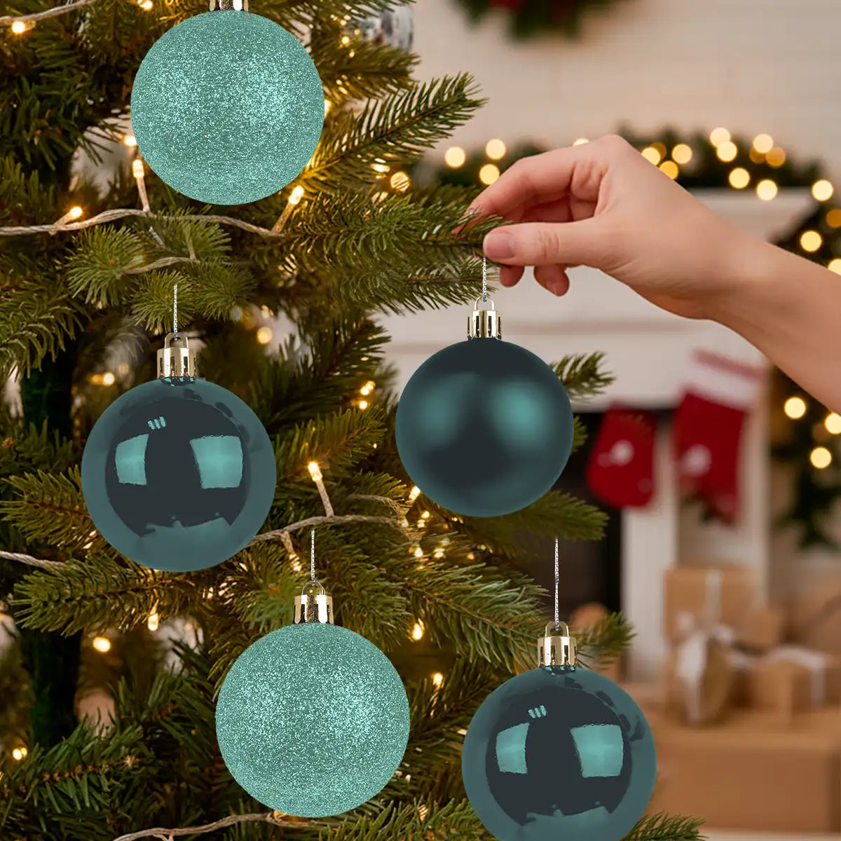 Kit de 5 Esferas Navideñas, Color Verde
