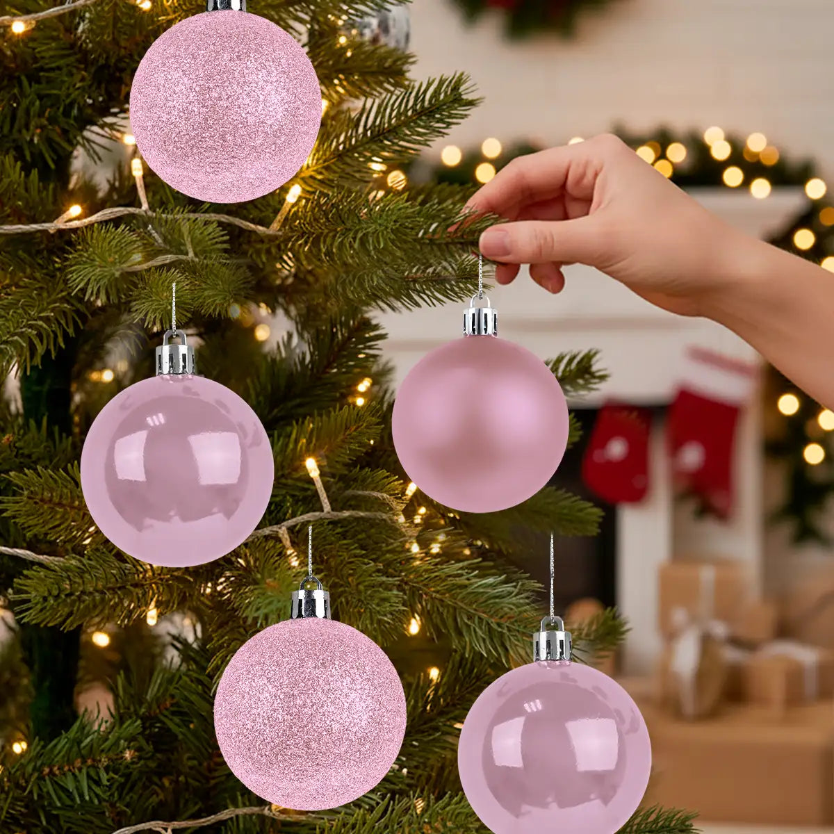 Kit de 5 Esferas Navideñas, Color Rosa