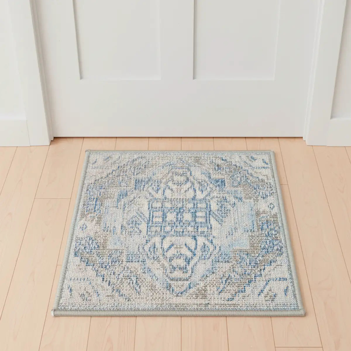 Evania, Tapete Cuadrado