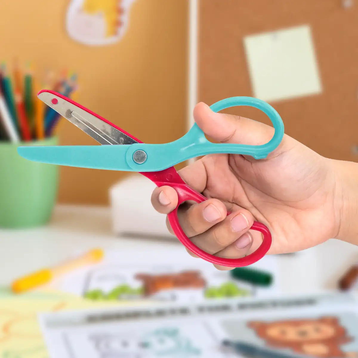 Tijeras Escolares, Color Rosa y Verde