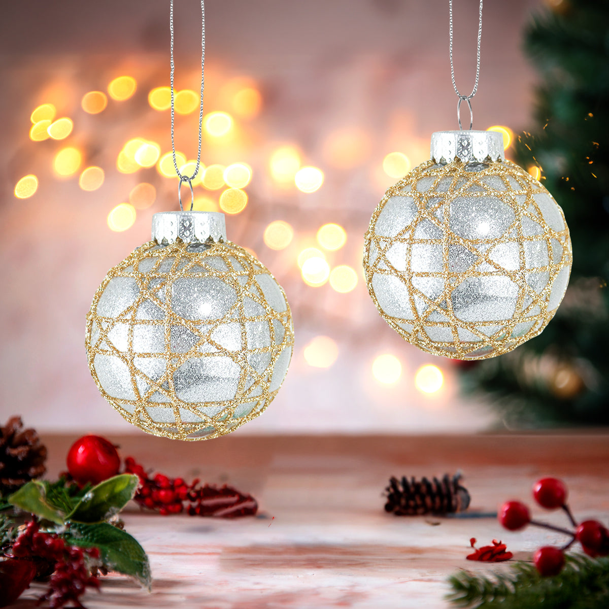Esferas Navideñas Plata con Diseño en Glitter, 2 pzas