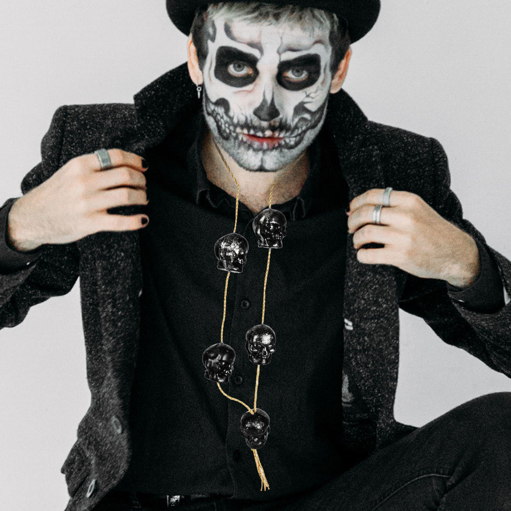 Collar de Calaveras Color Plateado