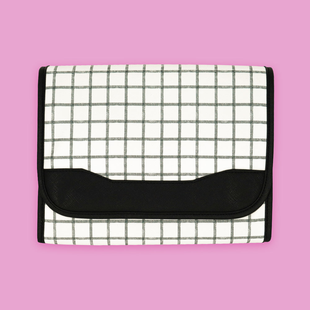 Cosmetiquera de Cuadros Blanco con Negro