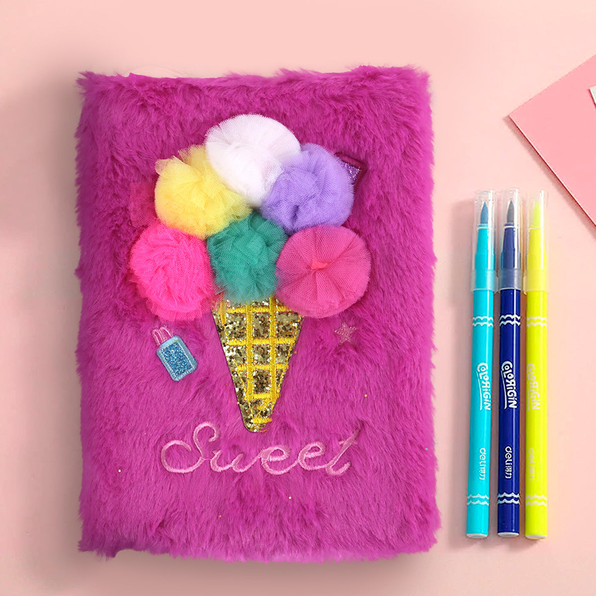 Libreta de Peluche Decorada, 80 páginas.