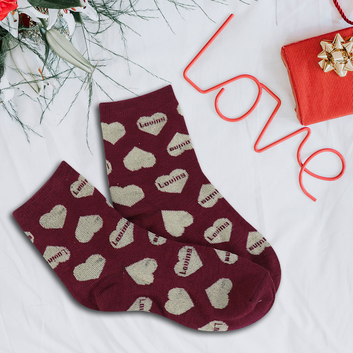 Calcetines Color Vino con Corazones