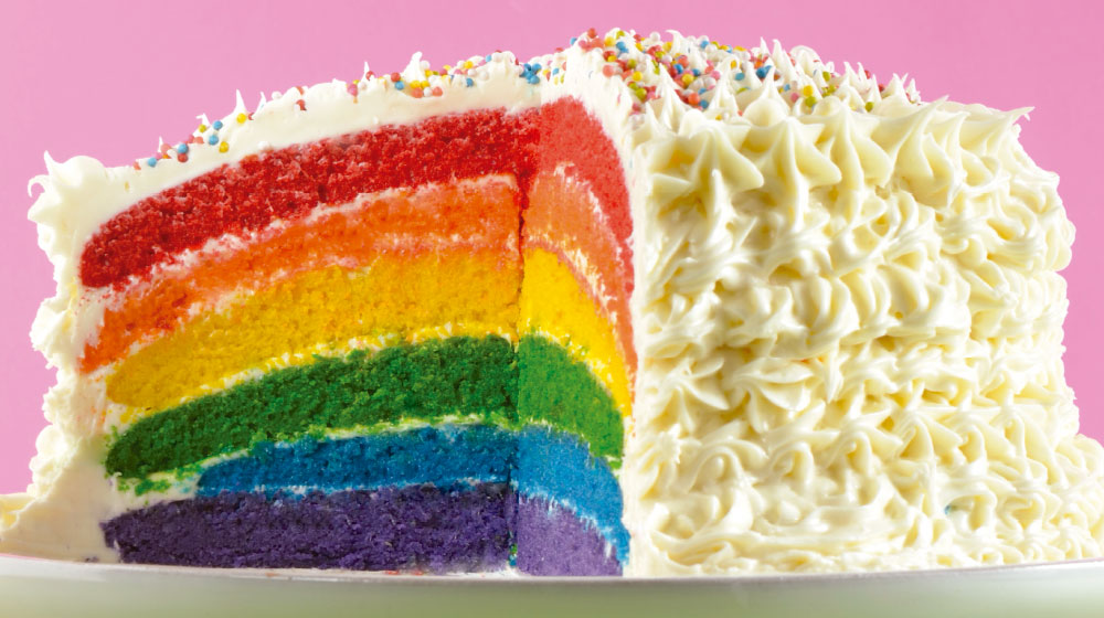 Un rico pastel arcoíris para cualquier ocasión