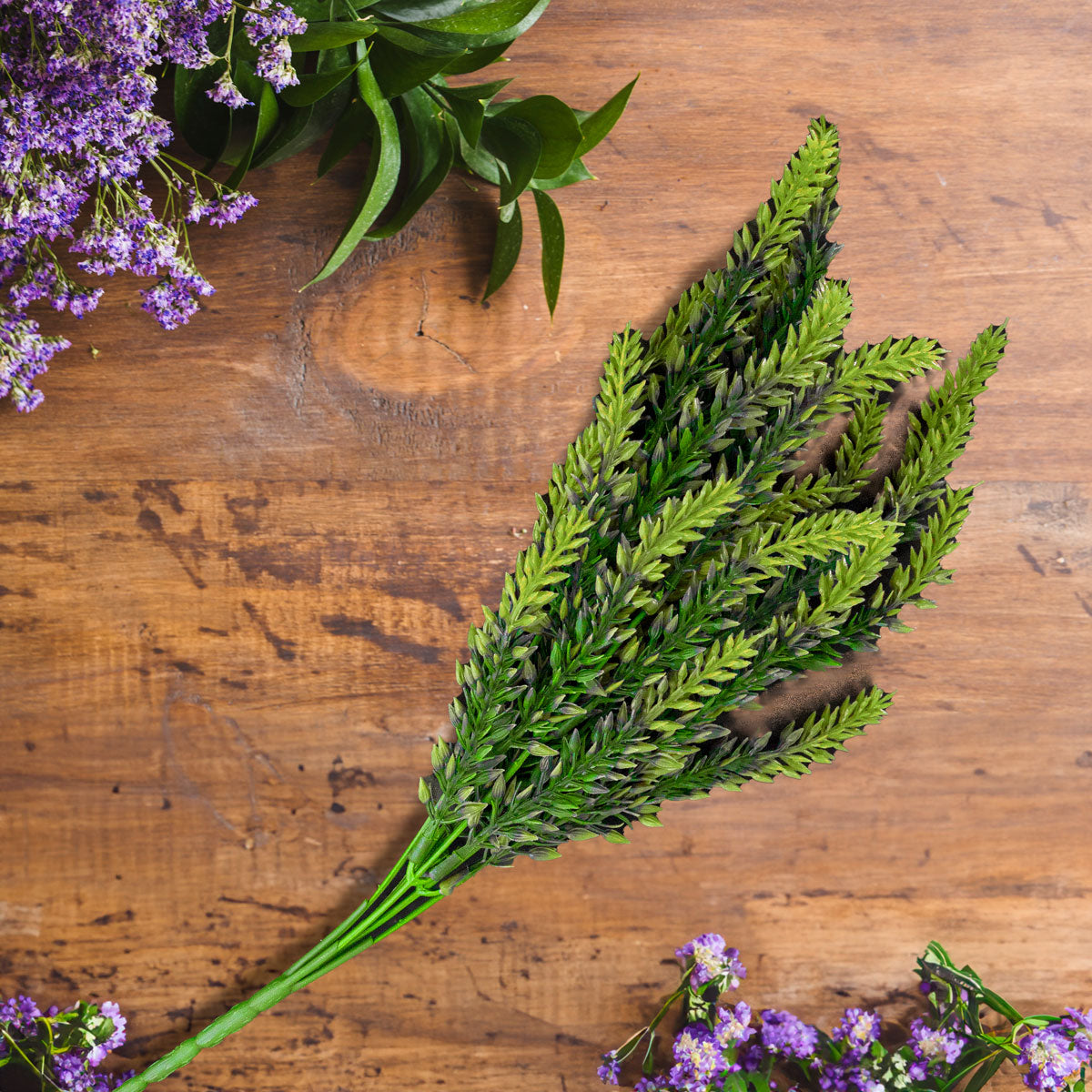 Ramito de Lavanda Morado con Verde