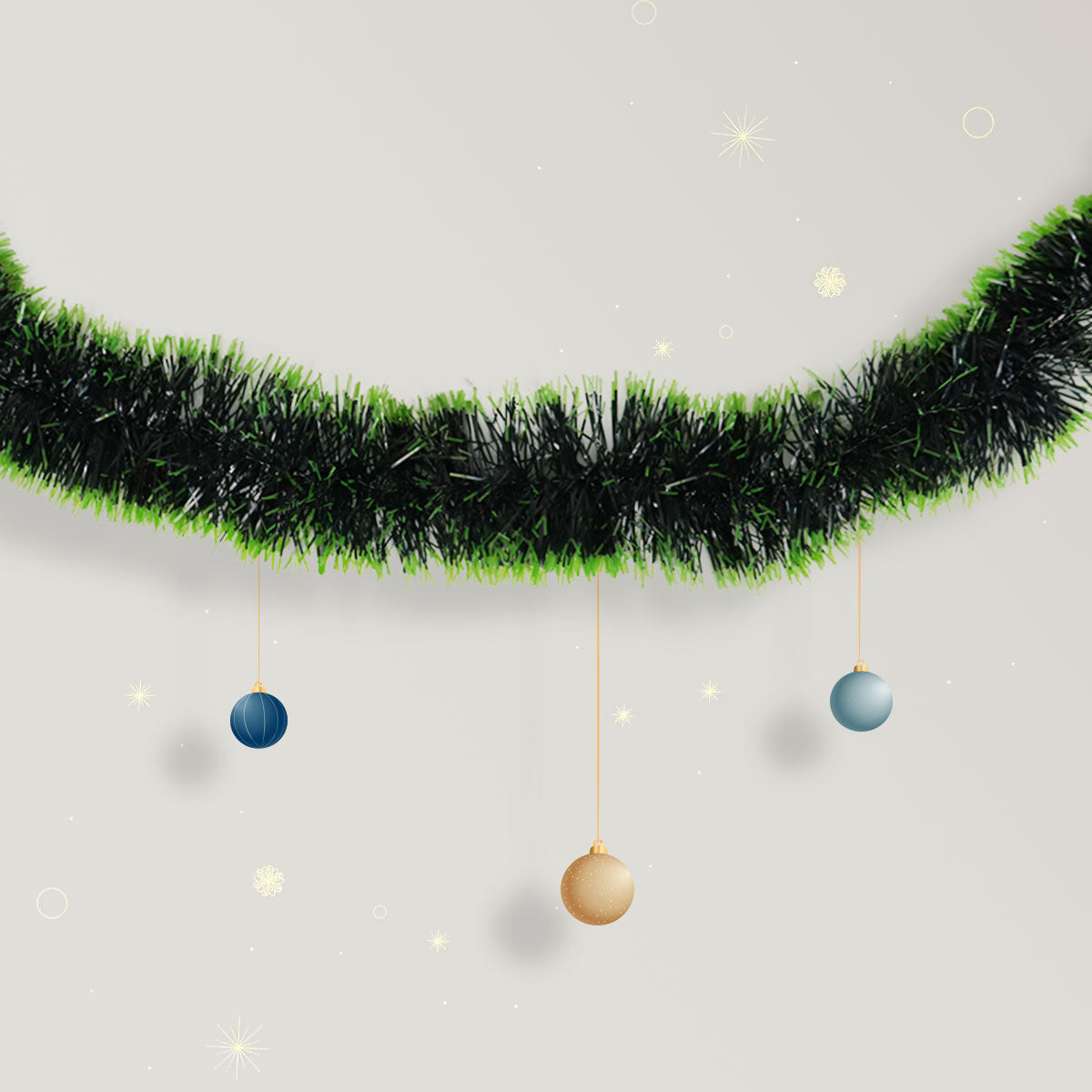 Paquete Navidad con 1 Corona Navideña, 2 Guirnaldas de Tinsel y Mini Tamborcitos color Verde