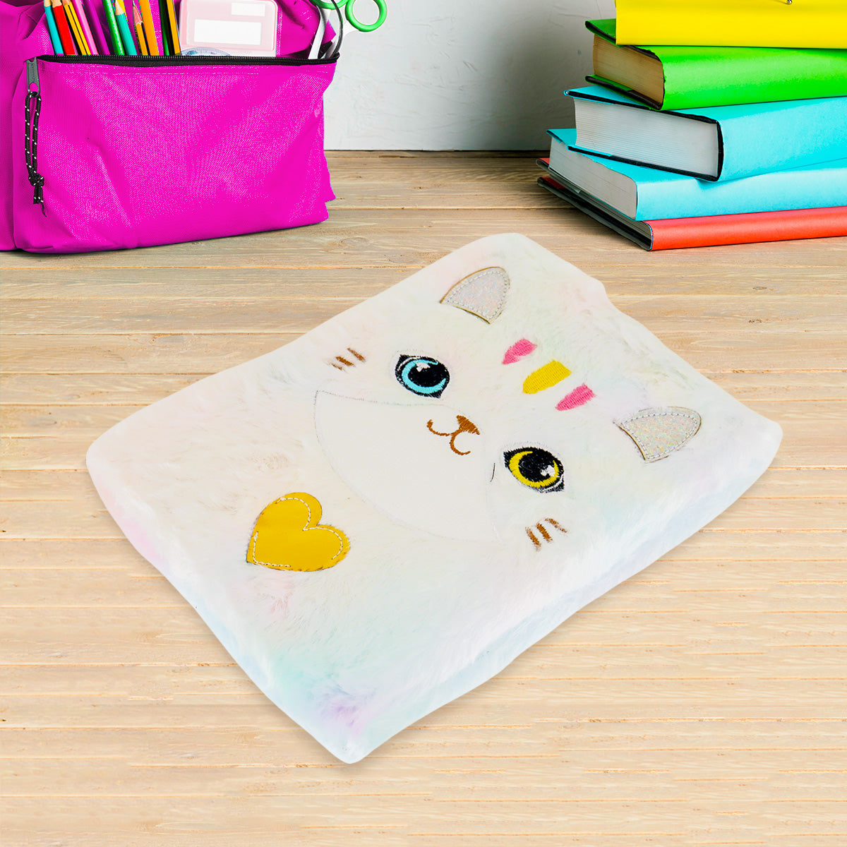 Libreta de Peluche Multicolor con Diseño de Gato