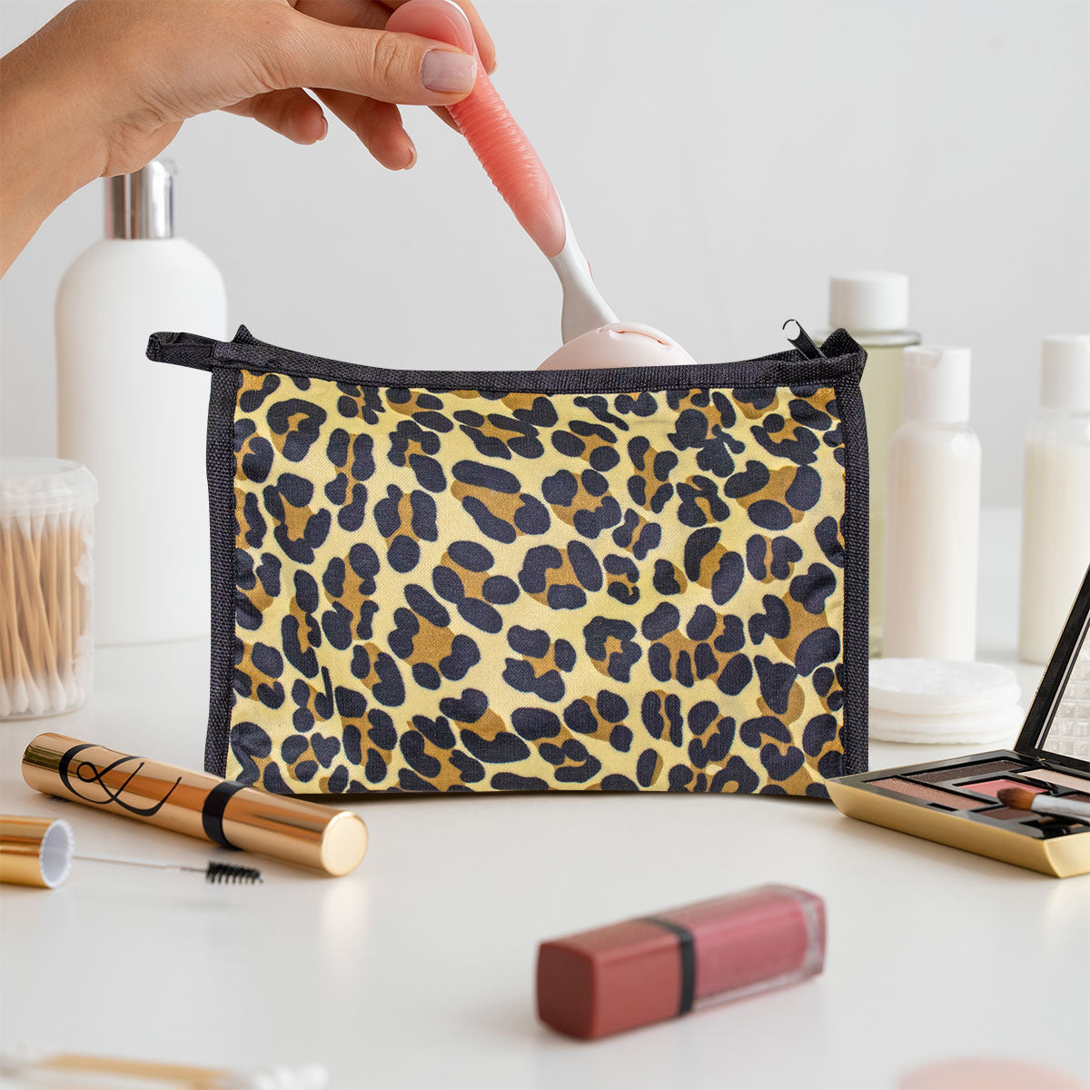 OWLY Cosmetiquera con Diseño de Estampado de Leopardo