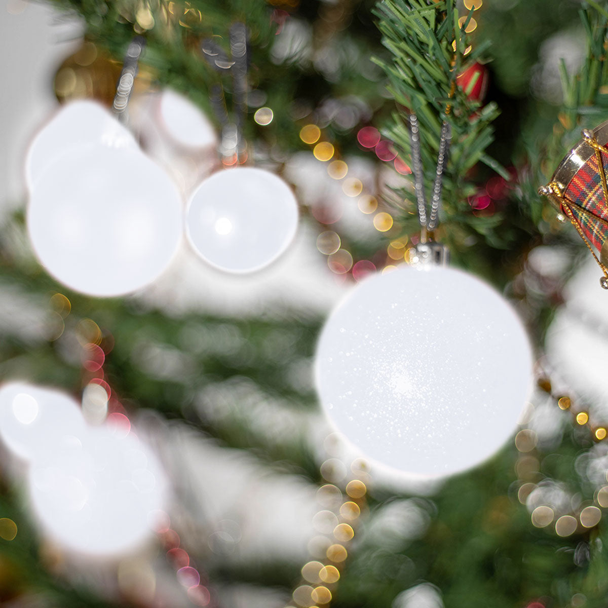 Esferas Navideñas color Blanco, 9 pzas.